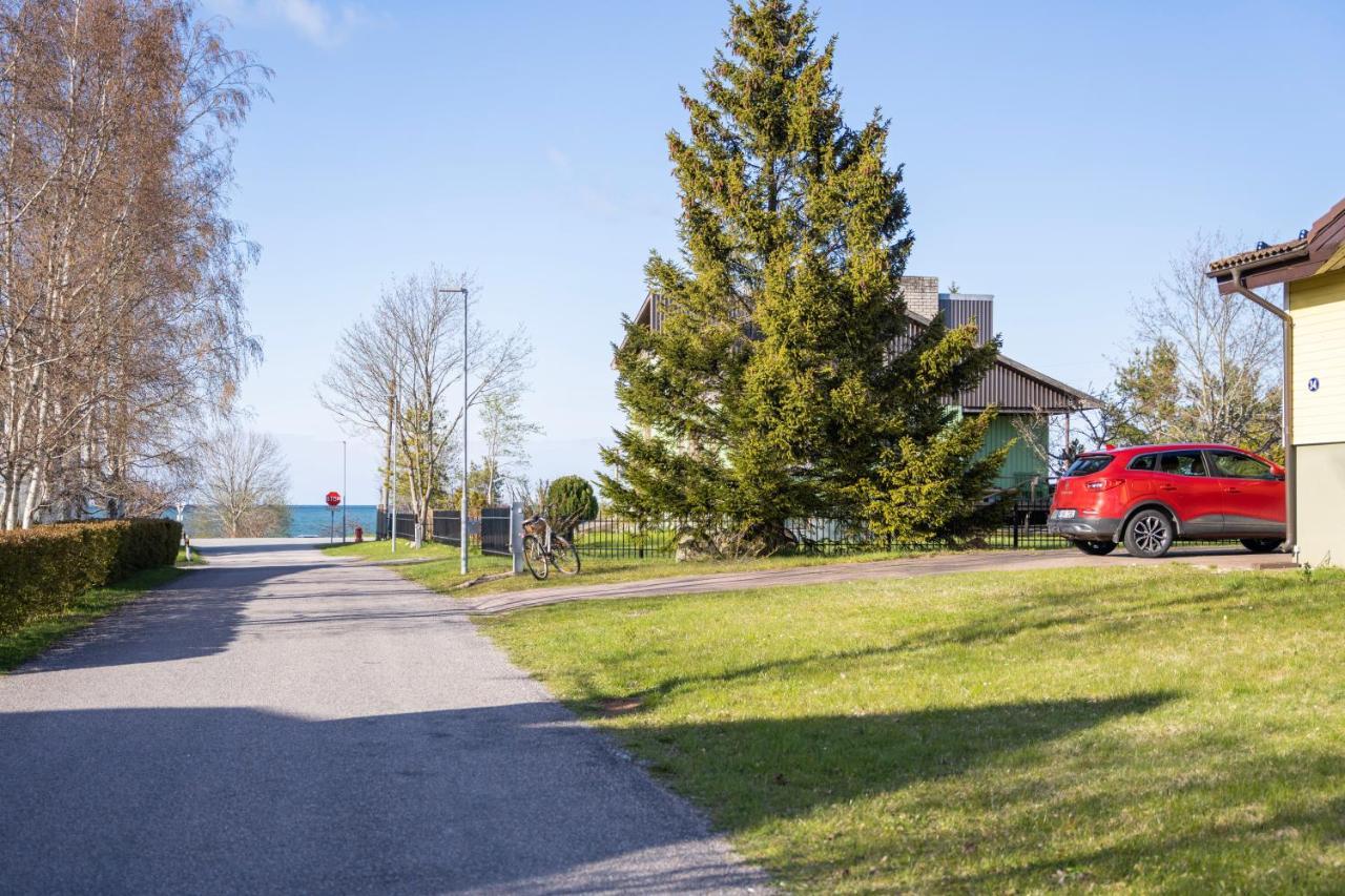 Rannakivi Puhkemaja * Kardla